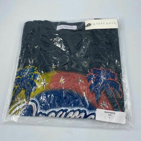 Daydreamer Dreamers Tour studded girlfriend tee si - Picture 3 of 14